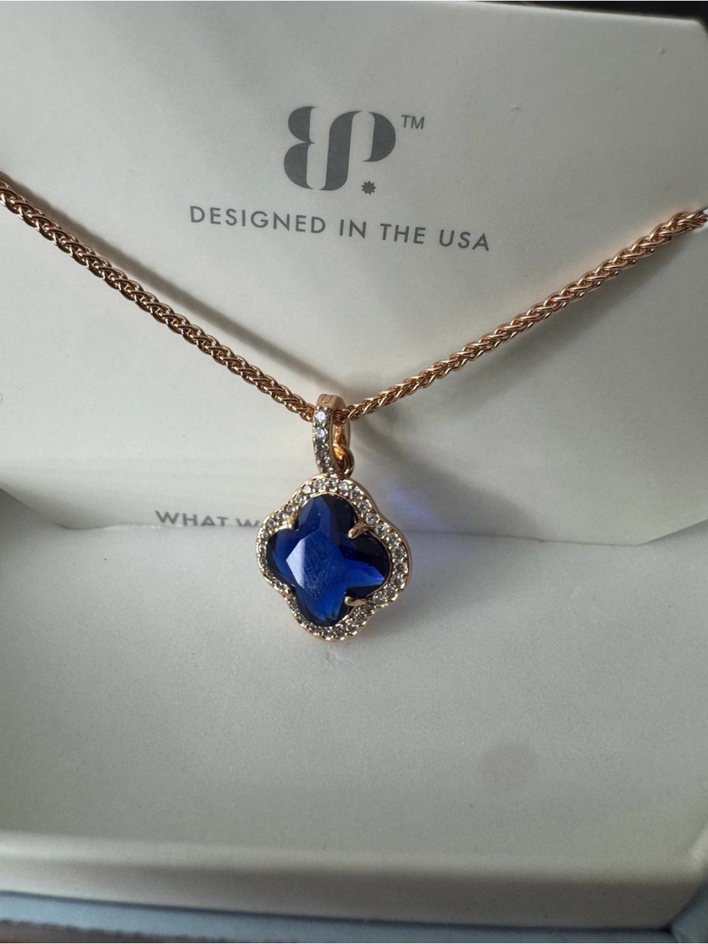 bp Rose Gold Necklace with Sapphire Blue Clover Pendant